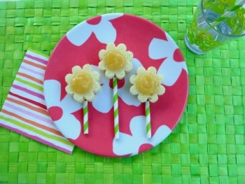 Easy Flower Pound Cake Pops