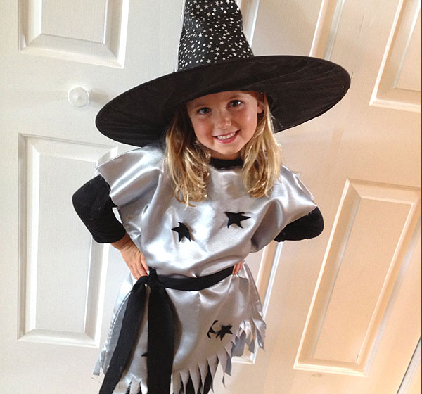 DIY Girls Witch Costume for Halloween